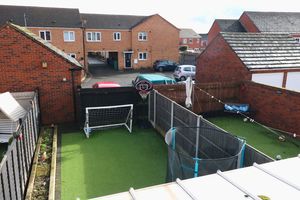 Photo 18- click for photo gallery